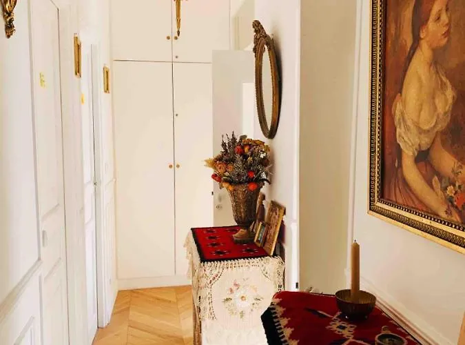 Parisian Style Private With Shared Bathroom Near Bastille And Gare De Lyon Alloggio in famiglia